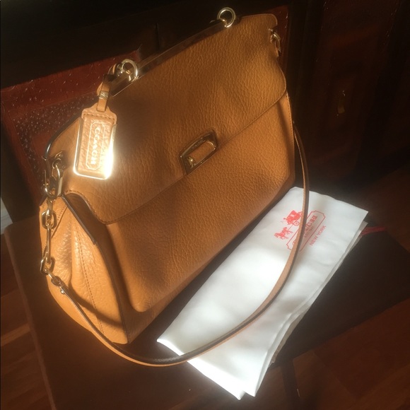 Bag - Picture 2 of 5